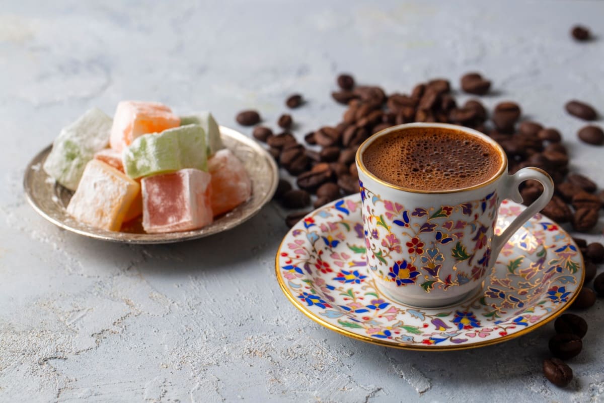 cafea turcească, una dintre băuturile tradiționale turcești populare